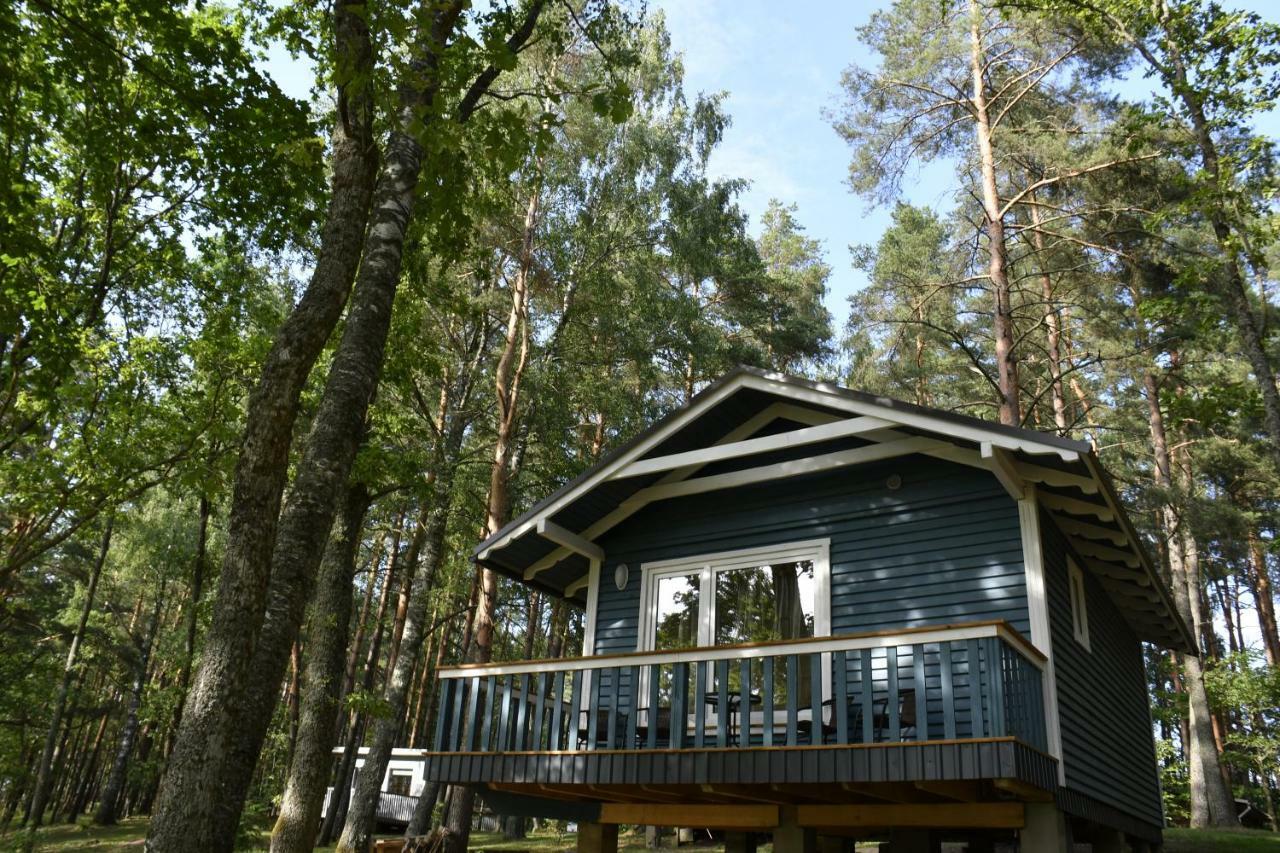 Kempings Ezerpriedes Burtnieki  Zewnętrze zdjęcie